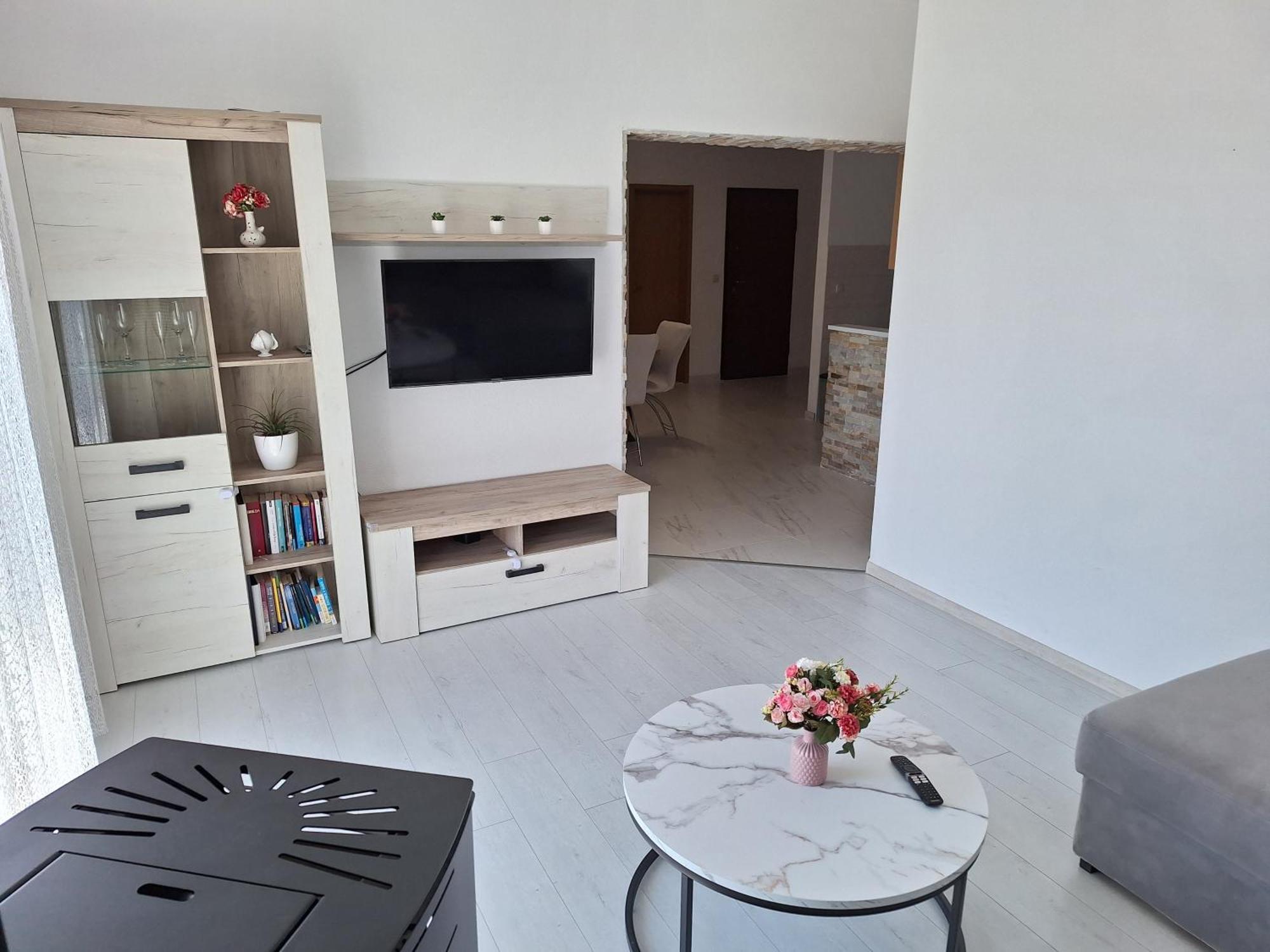Apartment Tre Strade Baška Voda Kültér fotó