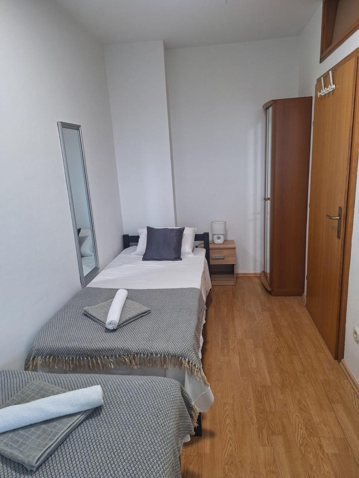 Apartment Tre Strade Baška Voda Kültér fotó